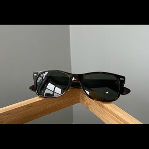 RB 2132 NEW WAYFARER 902/58 52-18 Polarized